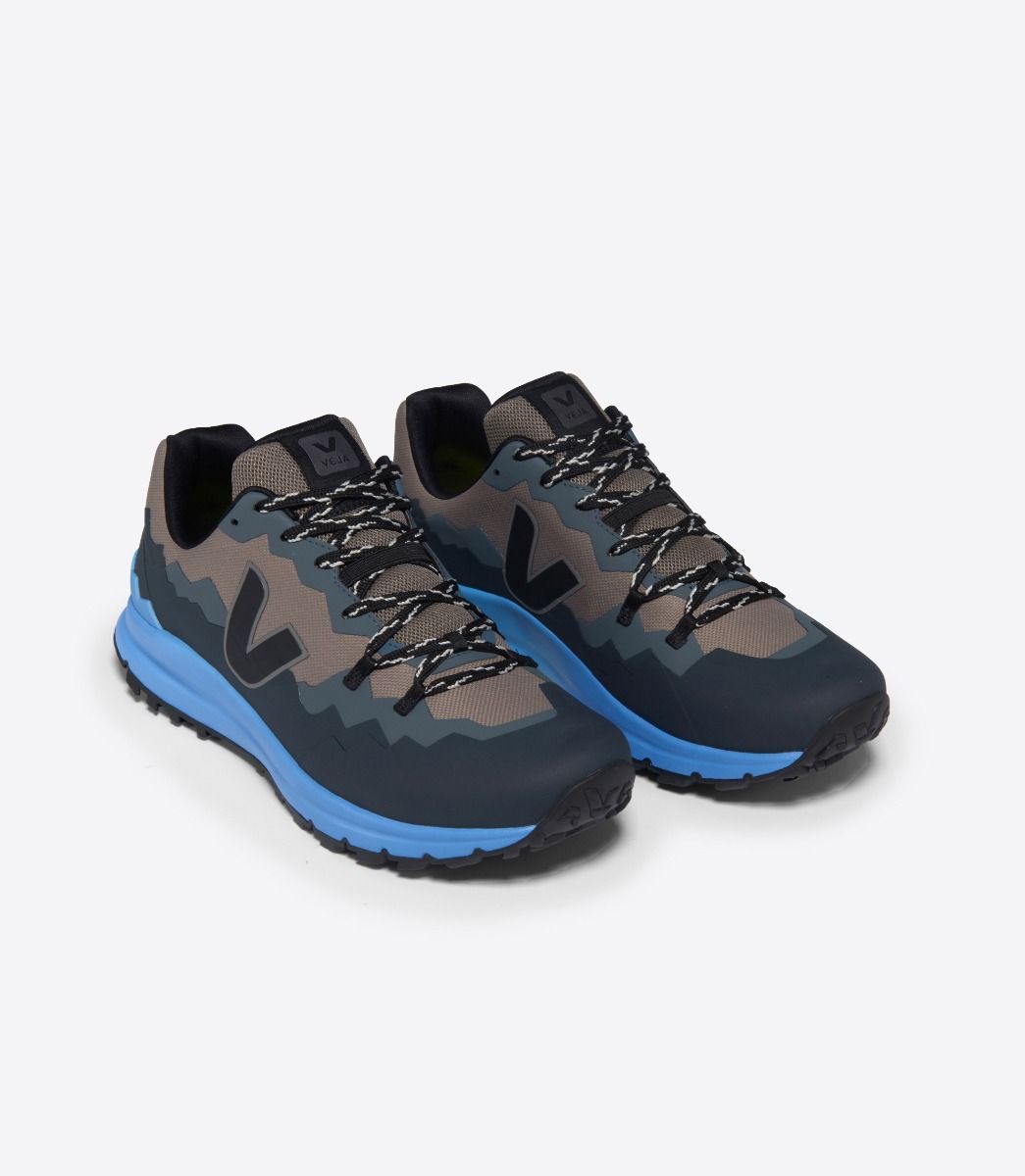 Fitz Roy Light Trek Shell | Basalte Black Celeste