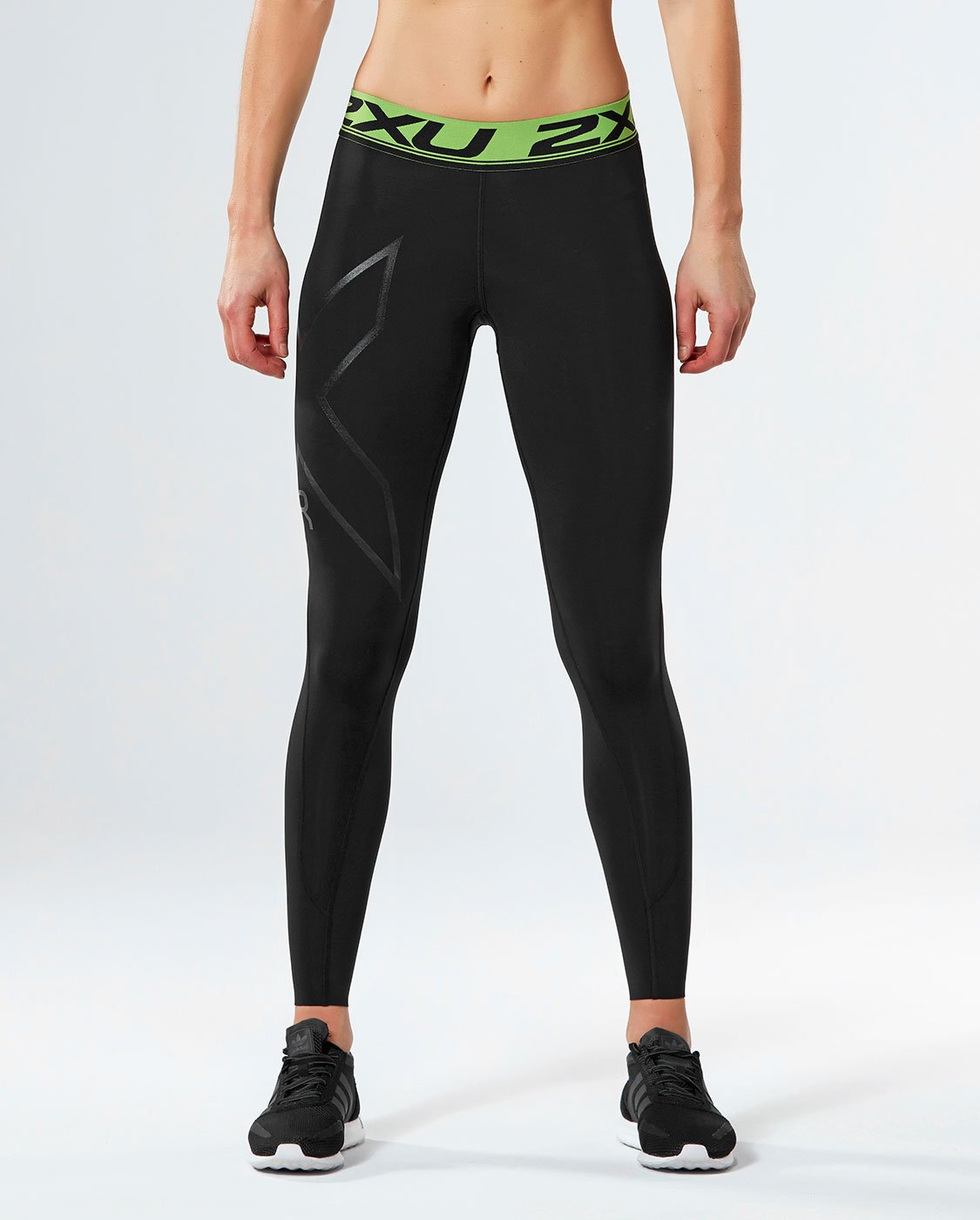 New 2XU Women Refresh Recovery Compression Long Sleeve Top Black